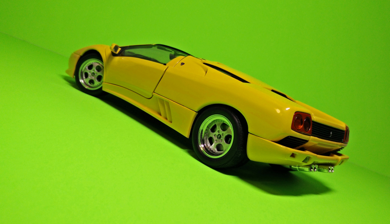 Illustration for article titled Running of the Bulls, Day 1: El Diablo Droptop